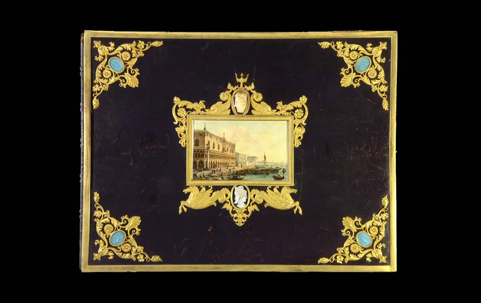 Cover of the Cicognara Album. Photo Credit Fondazione Musei Civici di Venezia
